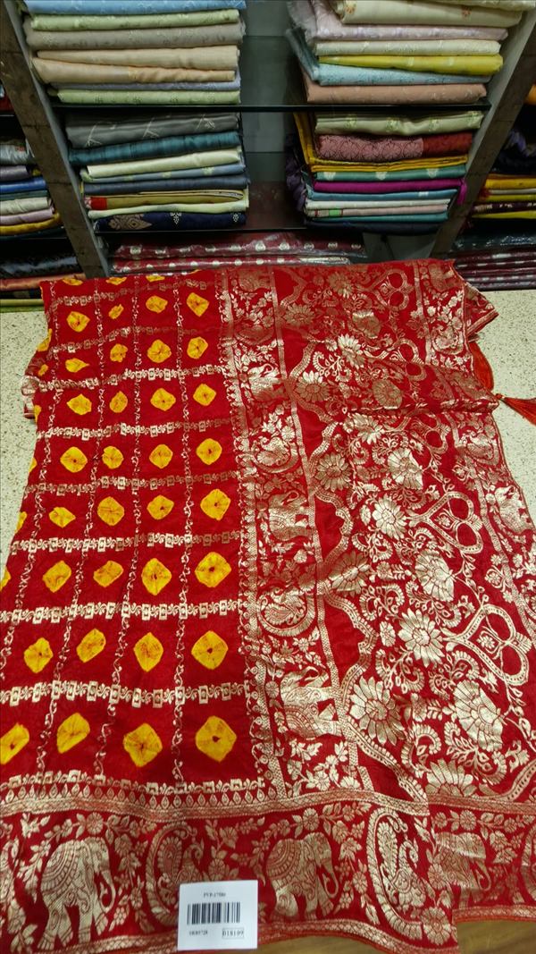 Bandhej Banarasi saree